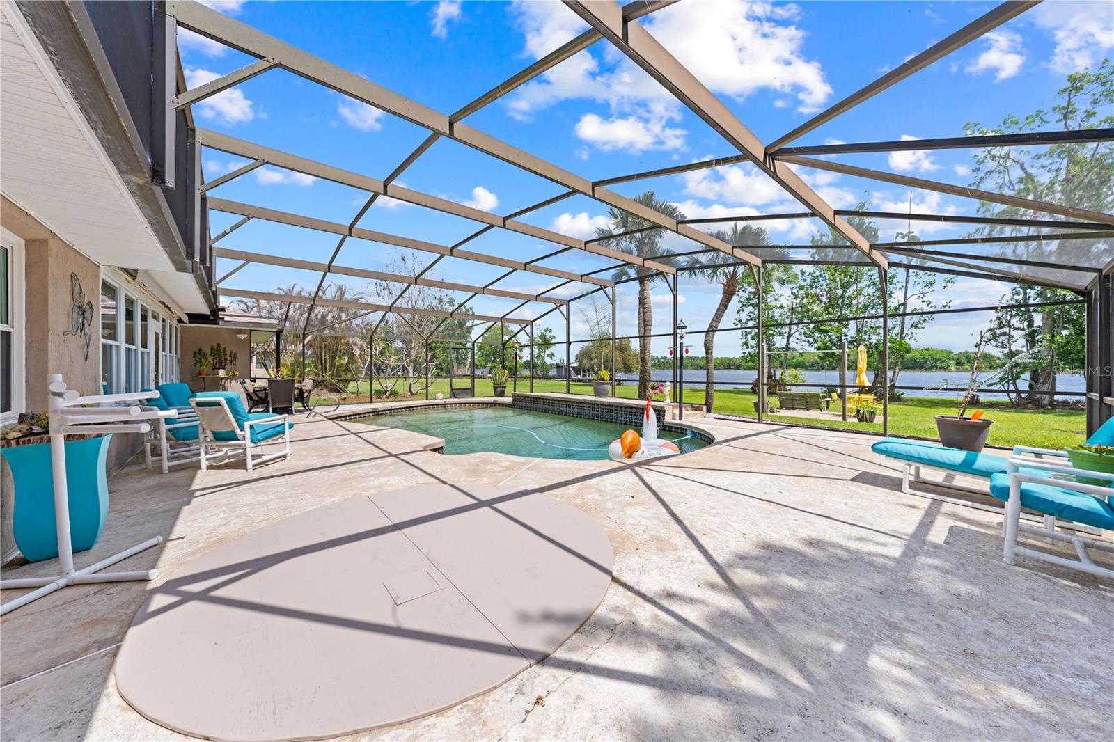 BAY LAKE ESTATES - Residential