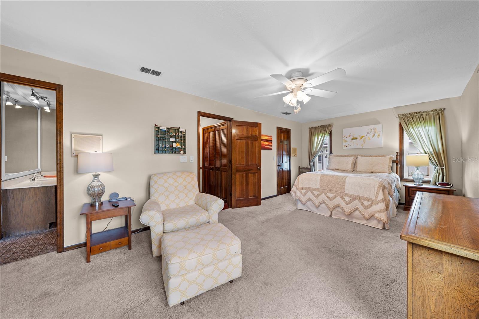 BAY LAKE ESTATES - Residential