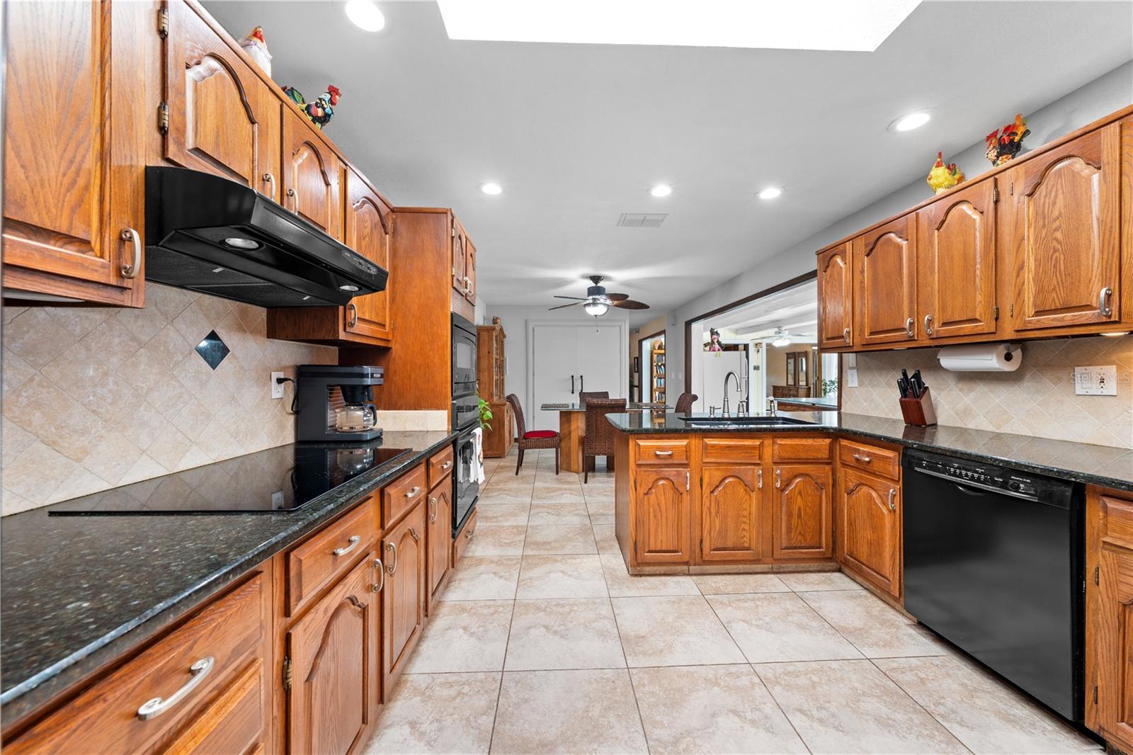 BAY LAKE ESTATES - Residential