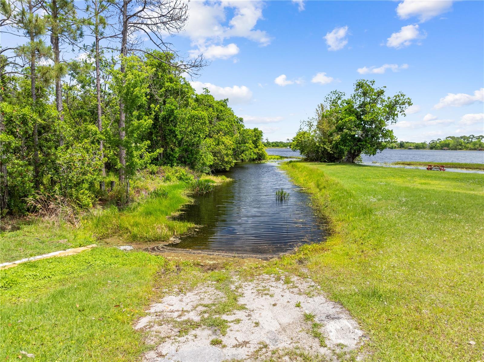 BAY LAKE ESTATES - Residential