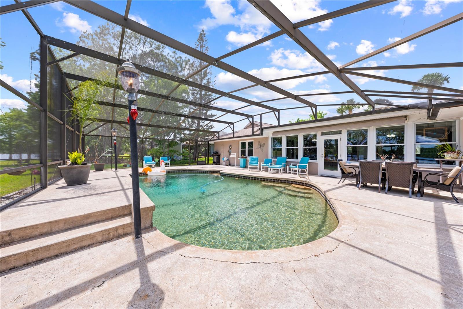 BAY LAKE ESTATES - Residential