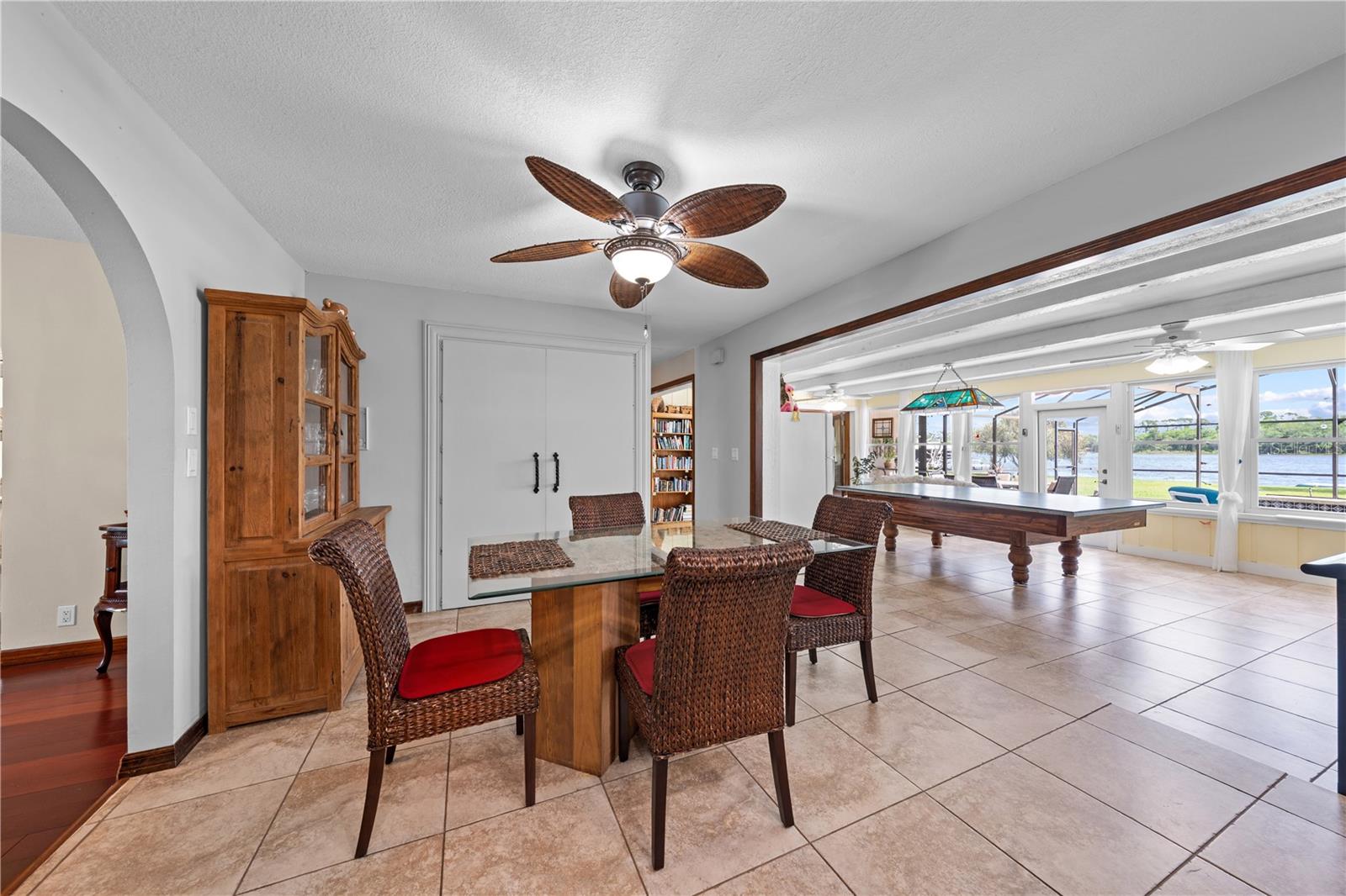 BAY LAKE ESTATES - Residential