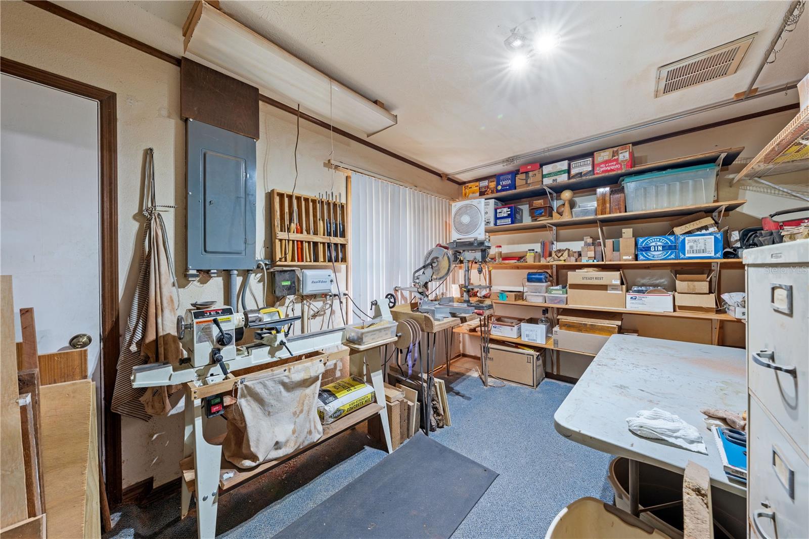 BAY LAKE ESTATES - Residential