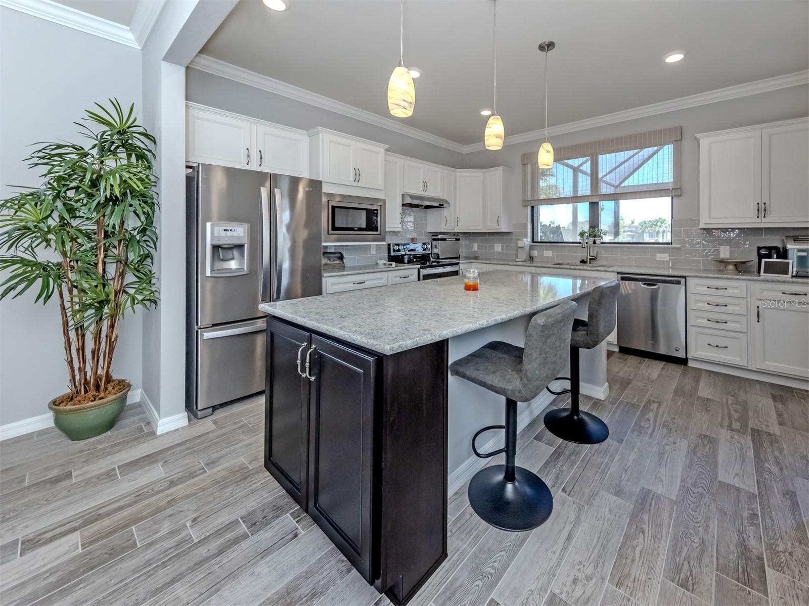 ISLANDWALK/THE WEST VILLAGES P - Residential