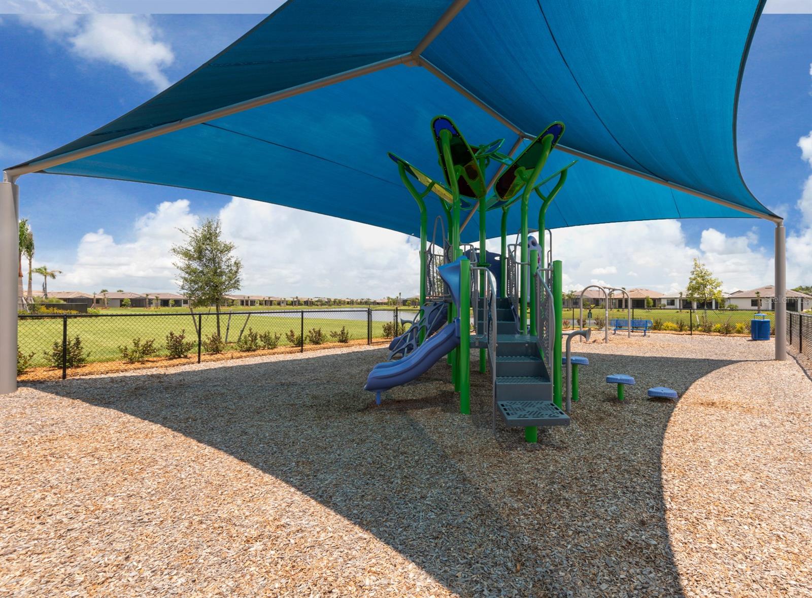 ISLANDWALK/THE WEST VILLAGES P - Residential