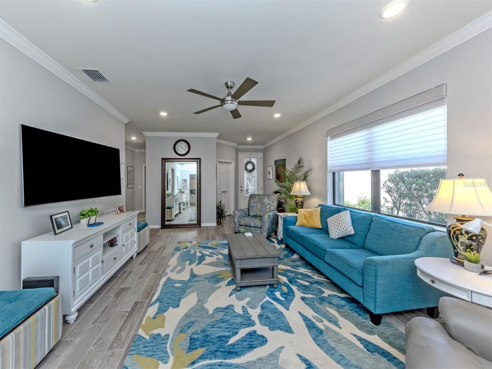 ISLANDWALK/THE WEST VILLAGES P - Residential