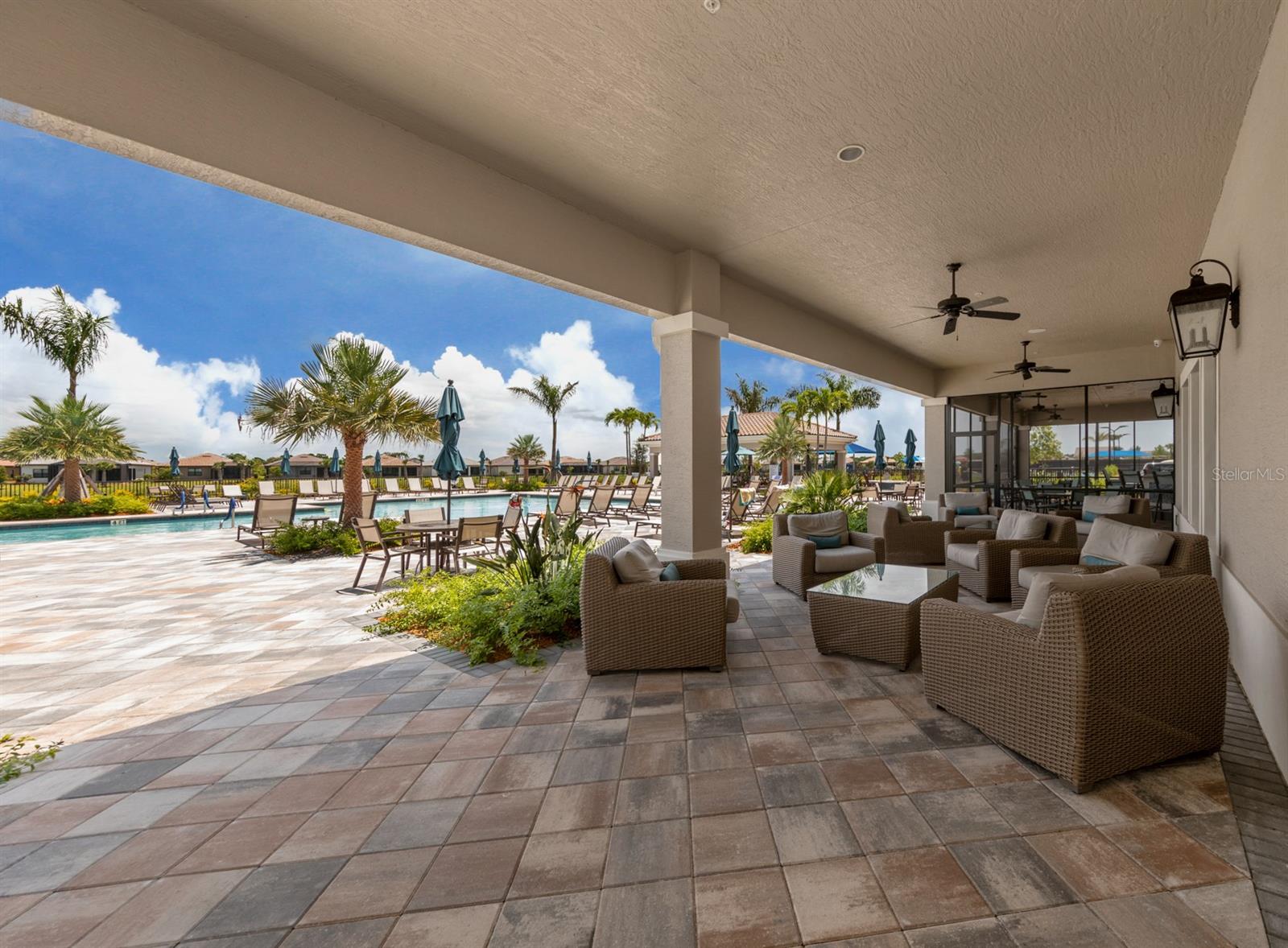 ISLANDWALK/THE WEST VILLAGES P - Residential