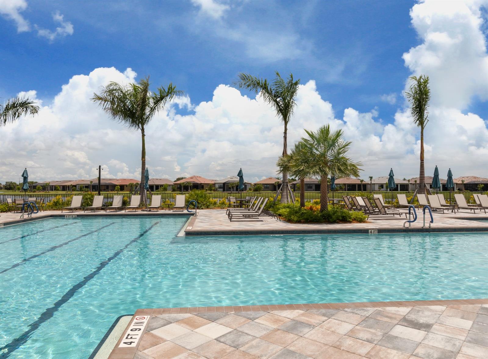 ISLANDWALK/THE WEST VILLAGES P - Residential