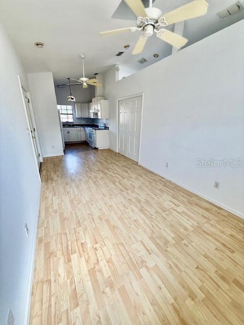 PALMORE ESTATES UN II - Residential Lease