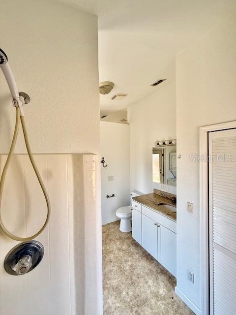 PALMORE ESTATES UN II - Residential Lease