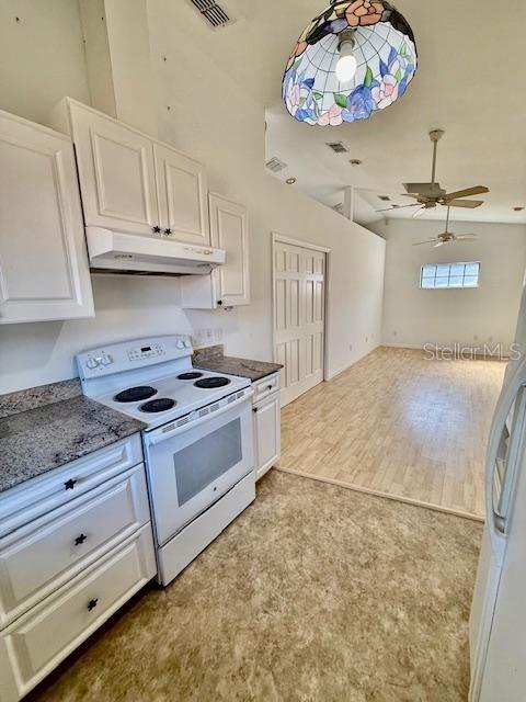 PALMORE ESTATES UN II - Residential Lease