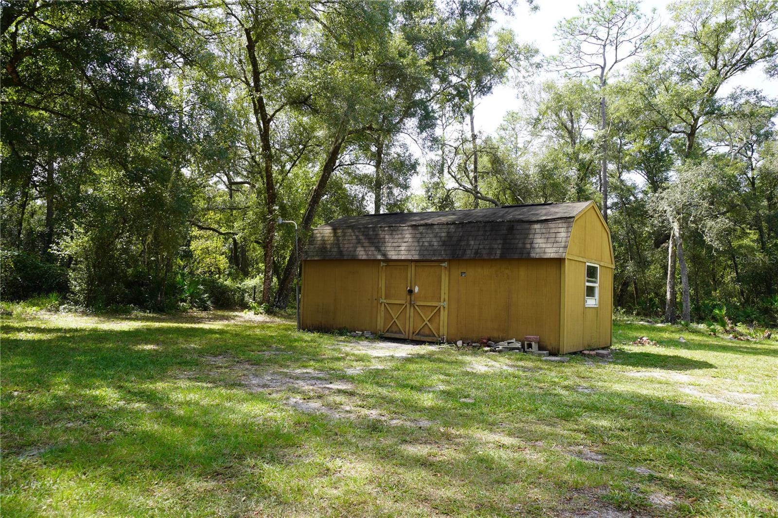 ROYAL OAKS RETREATS - Residential