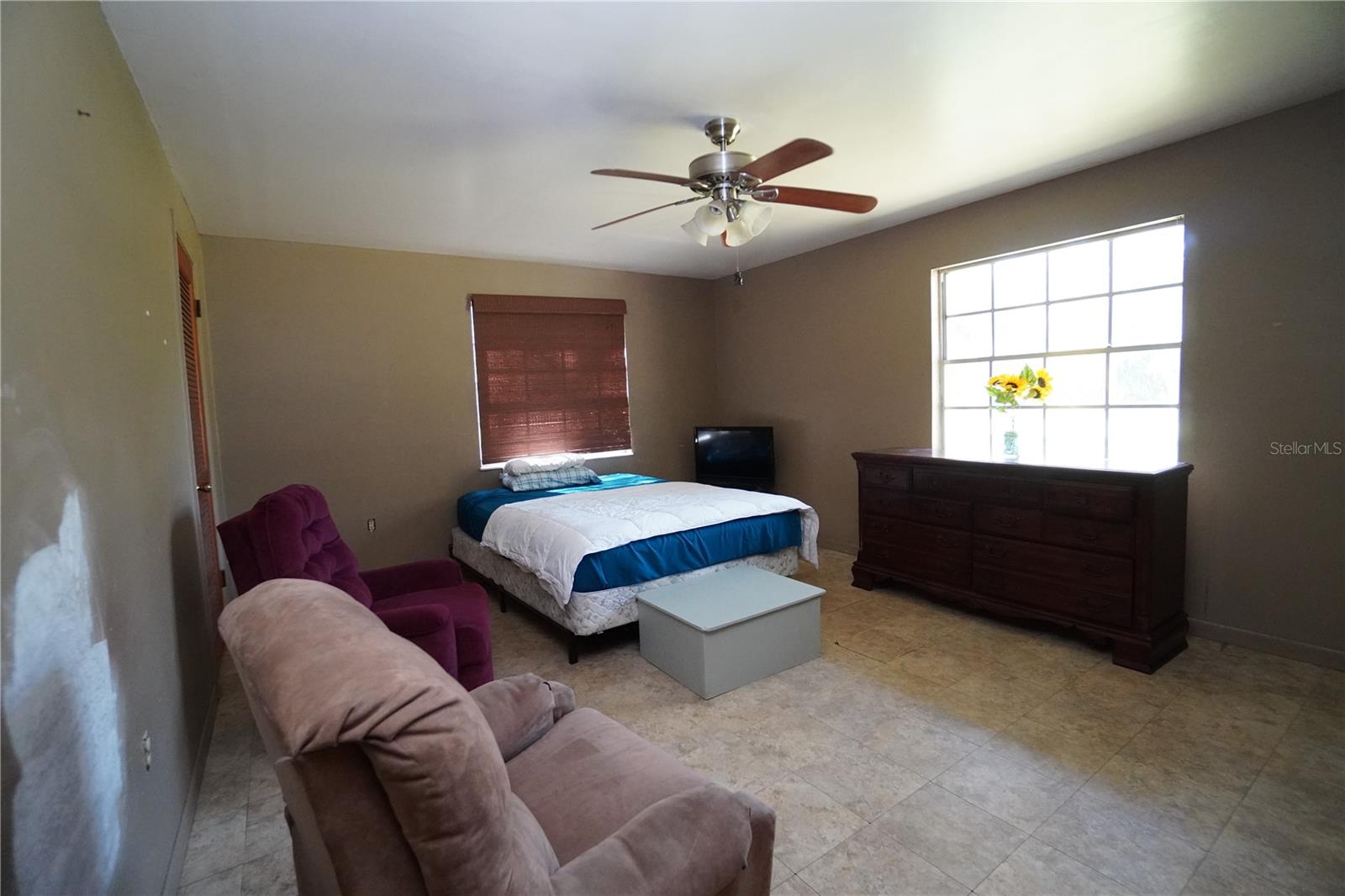 ROYAL OAKS RETREATS - Residential