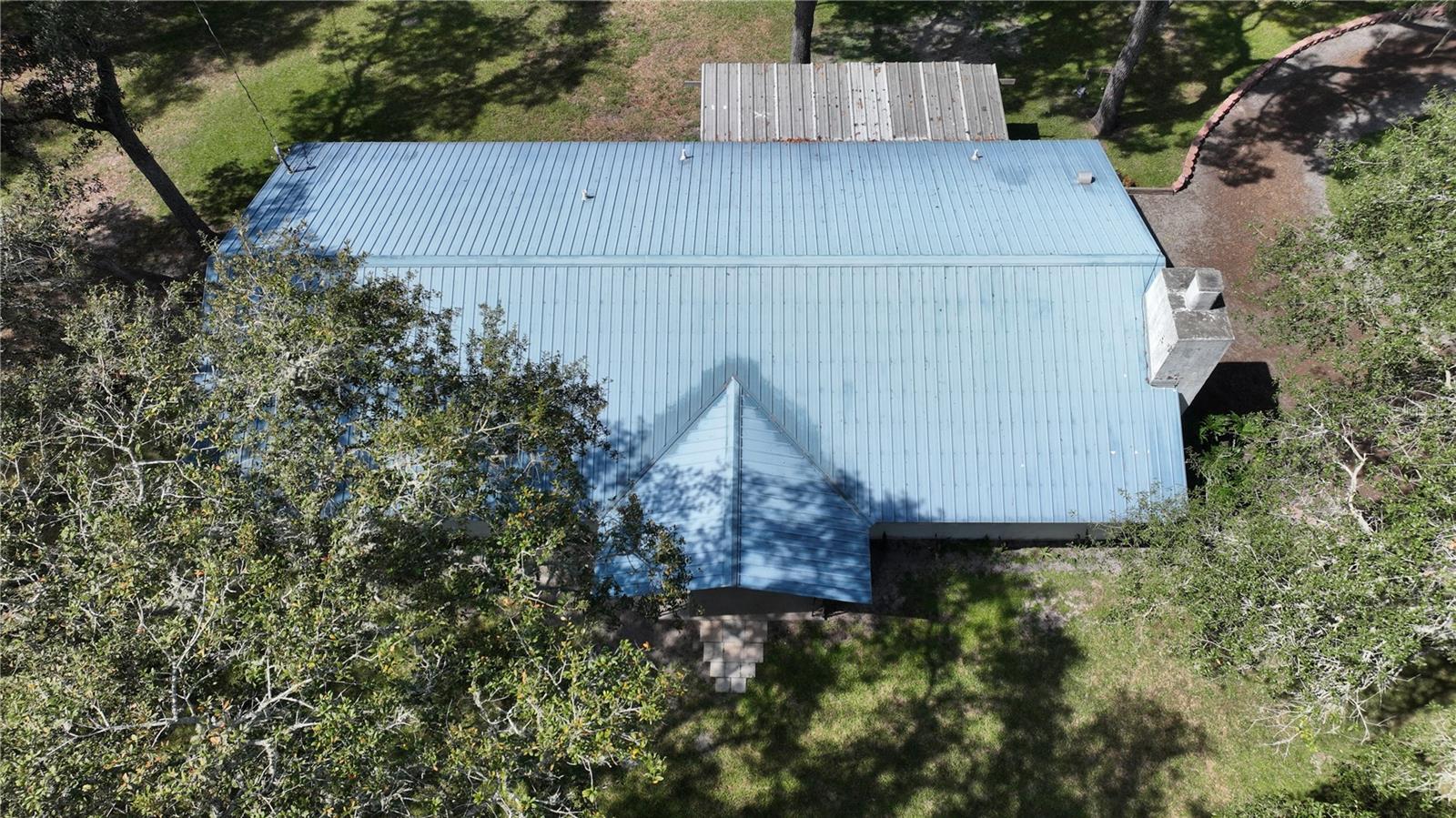 ROYAL OAKS RETREATS - Residential