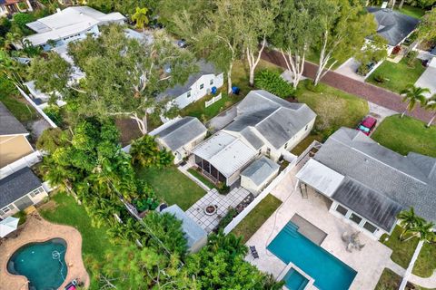 734 37TH AVENUE N ST PETERSBURG FL 33704