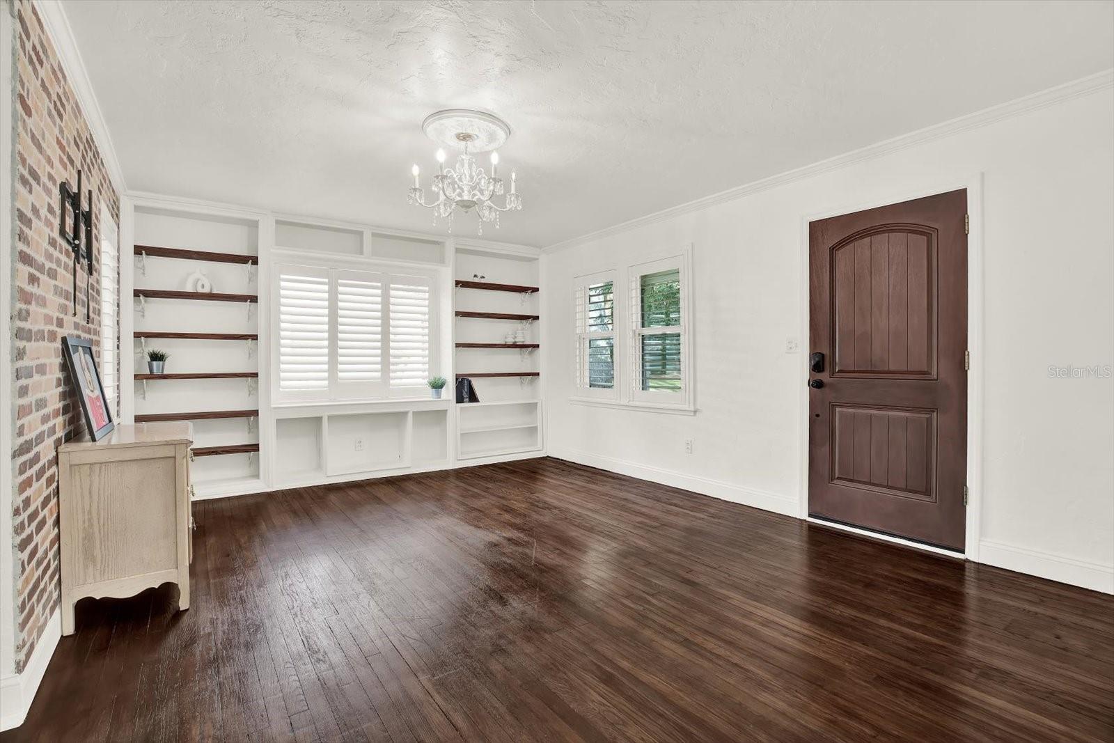 ALLENDALE TERRACE BLKS A-B-1-2-3-4-5-6 - Residential