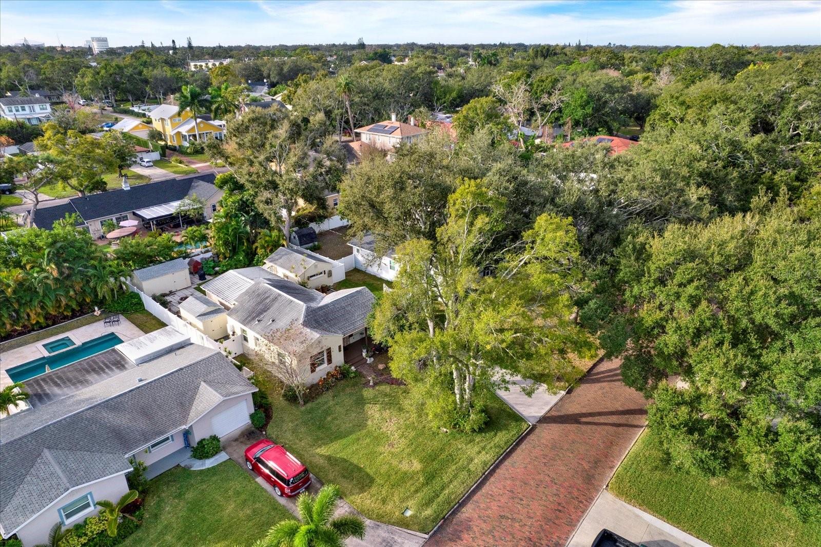 ALLENDALE TERRACE BLKS A-B-1-2-3-4-5-6 - Residential