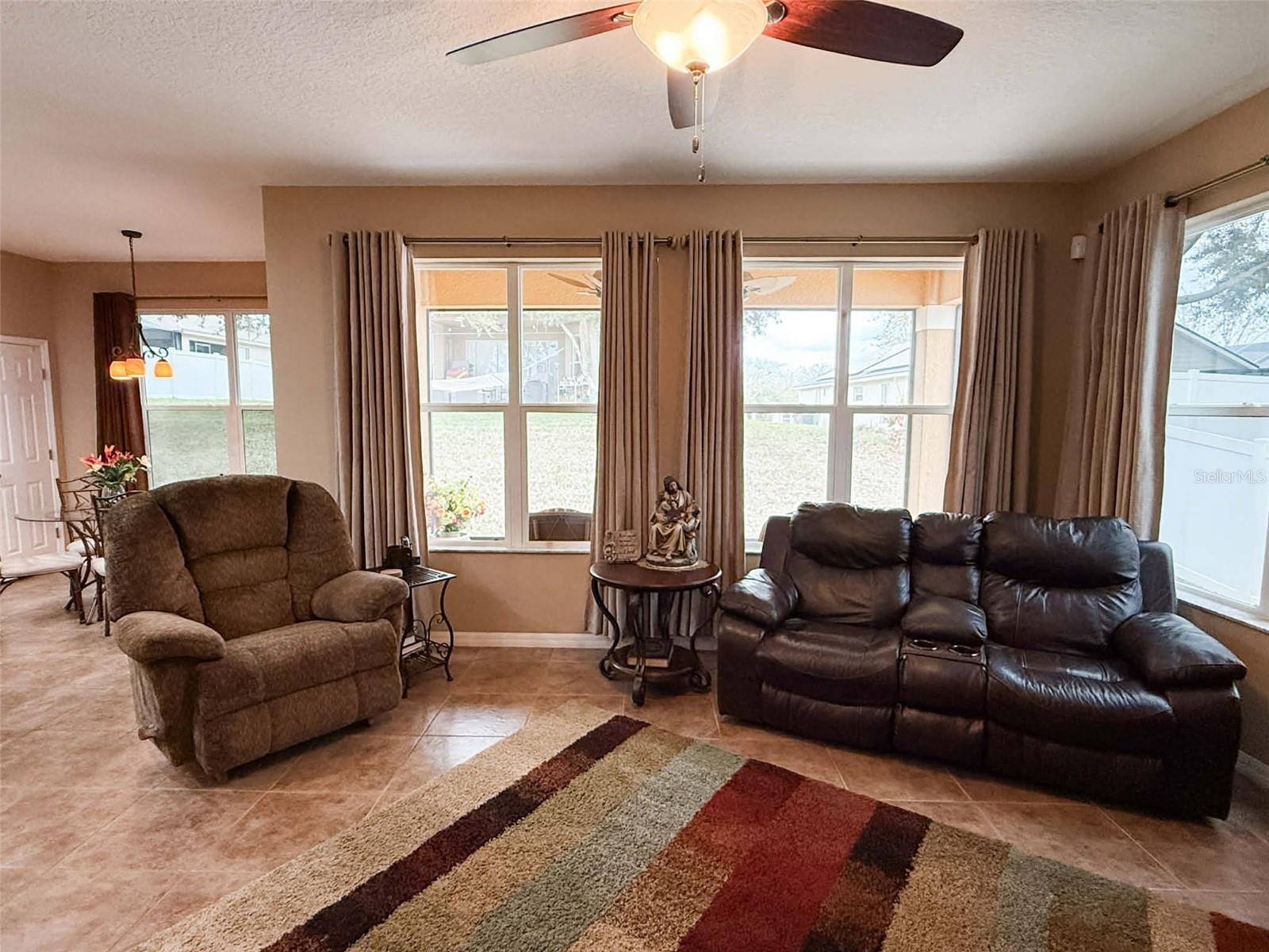 OVERLOOK AT LAKE LOUISA PH 2 - Residential