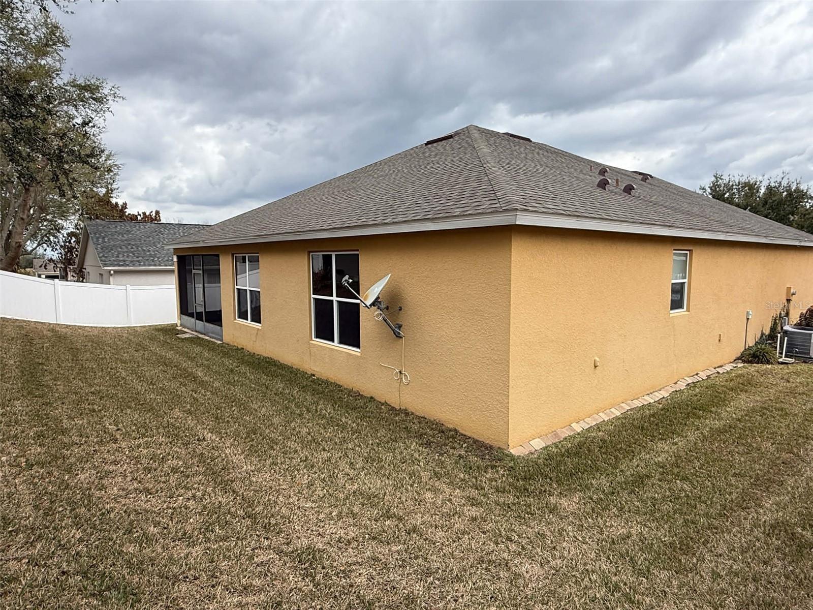 OVERLOOK AT LAKE LOUISA PH 2 - Residential