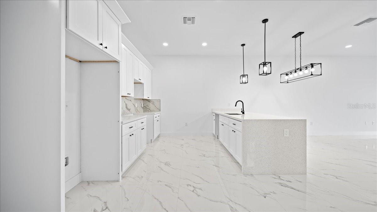 CAPE CORAL - Residential Income