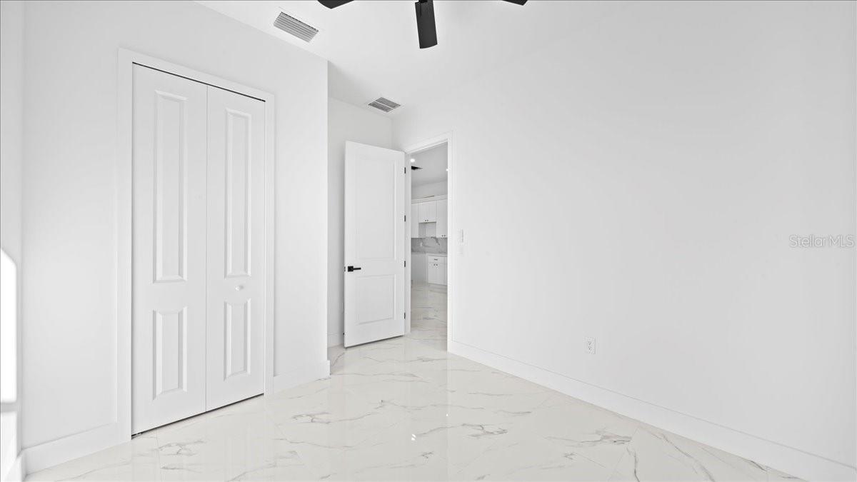 CAPE CORAL - Residential Income