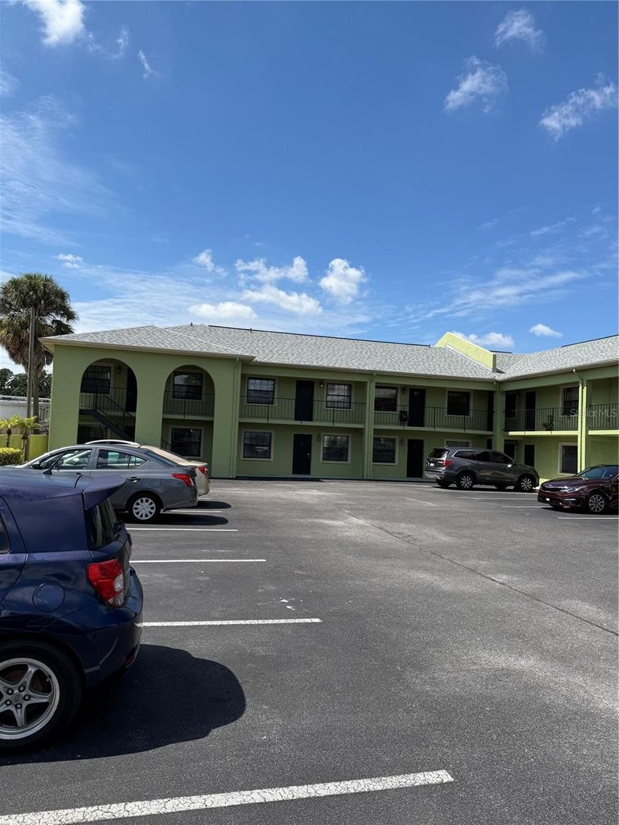 This condo is move in ready. It has been renovated. It has two bedrooms and two bathrooms. It is located in the center of Tampa. Just minutes away from the airport and shopping malls.
