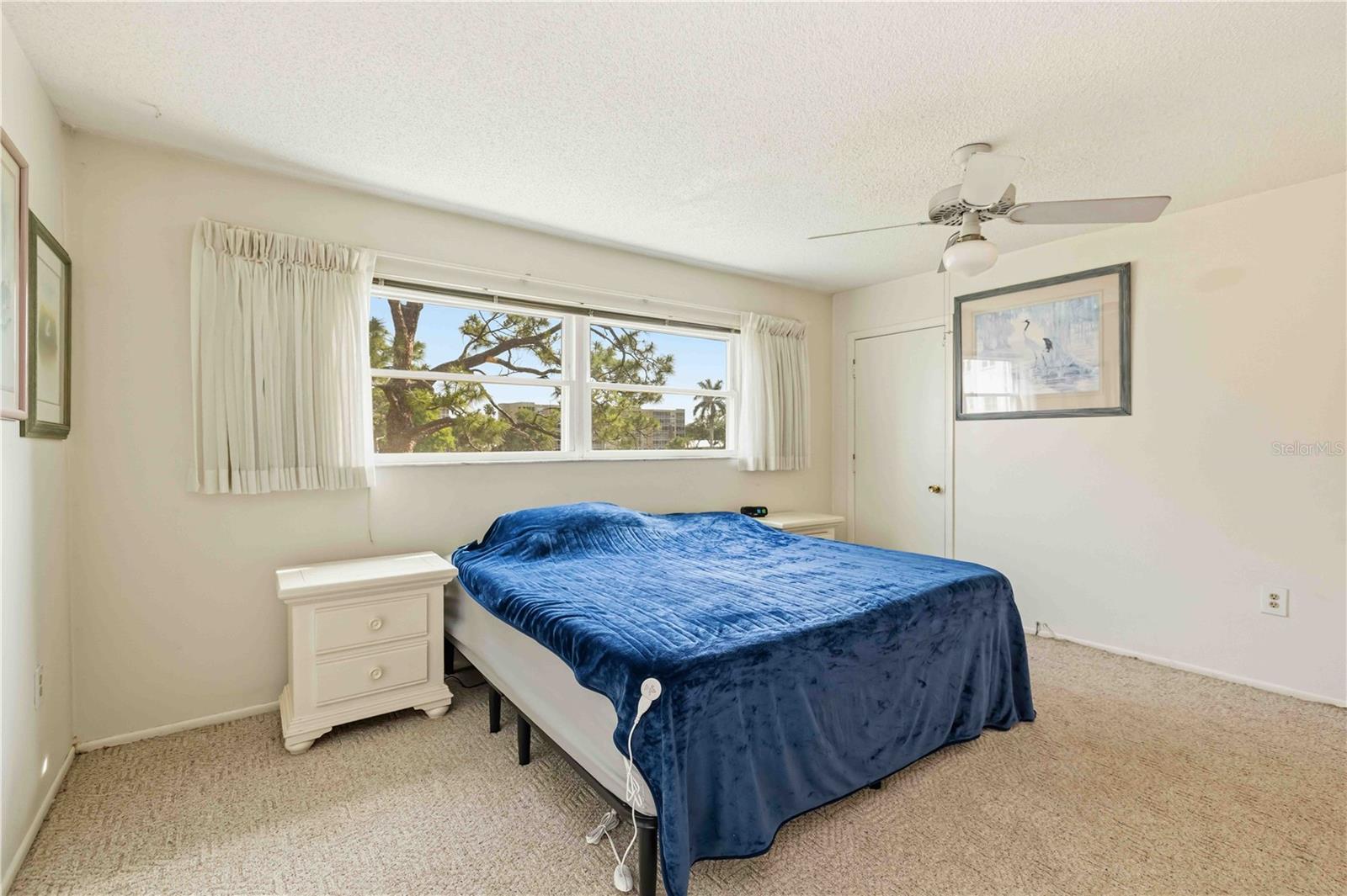 IRONWOOD TENTH CONDOMINIUM - Residential