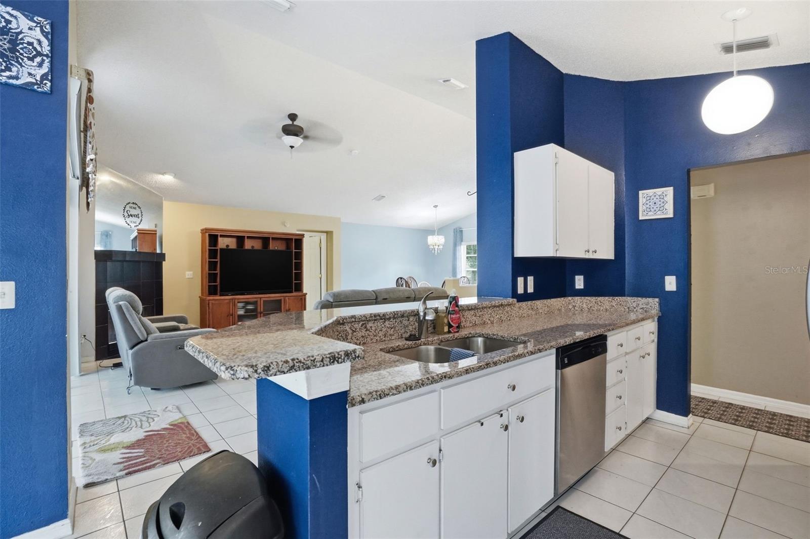 SPRING HILL - Residential