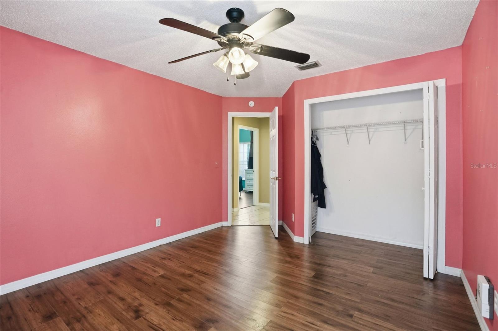 SPRING HILL - Residential