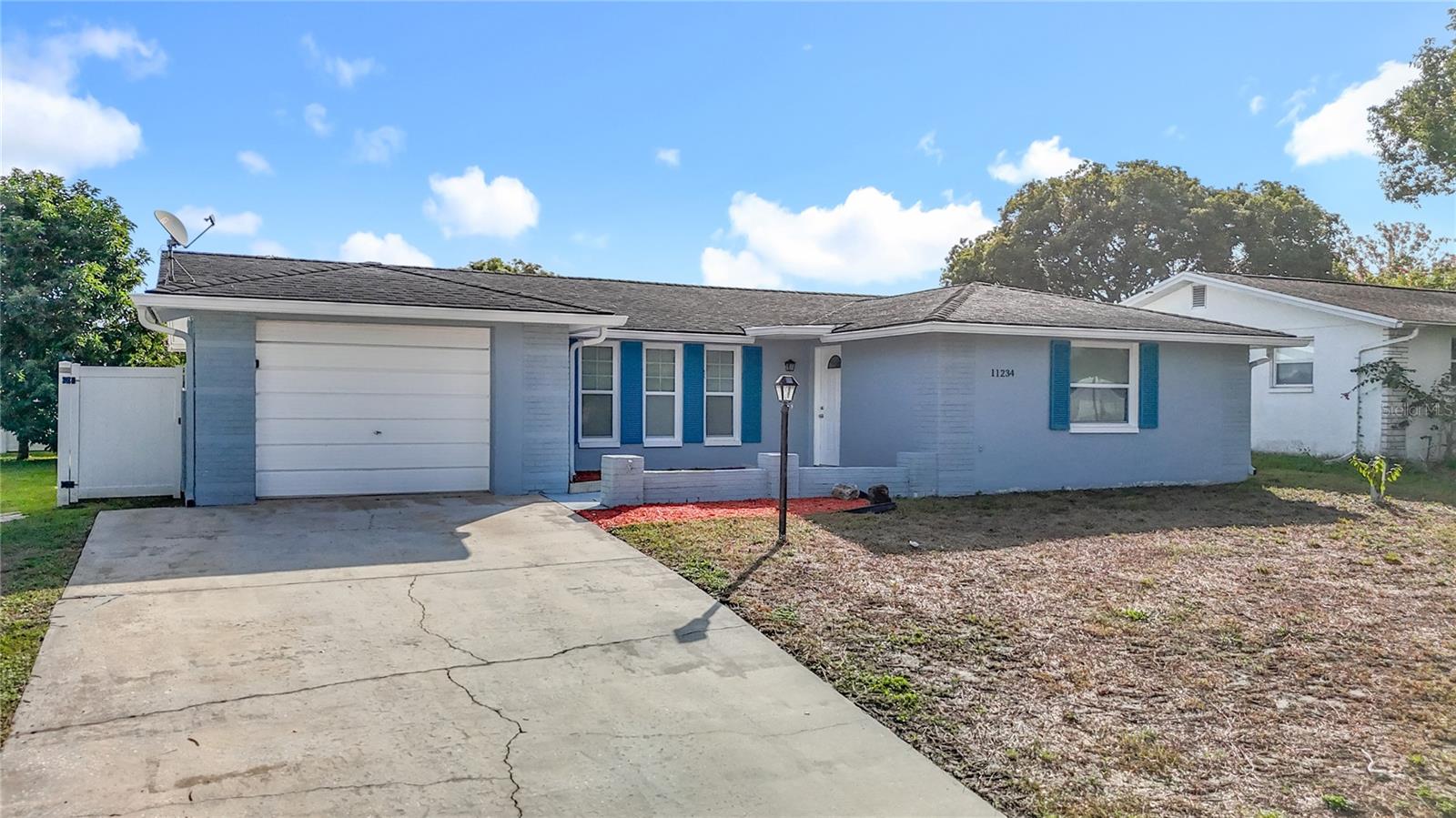 11234 YEWTREE AVENUE