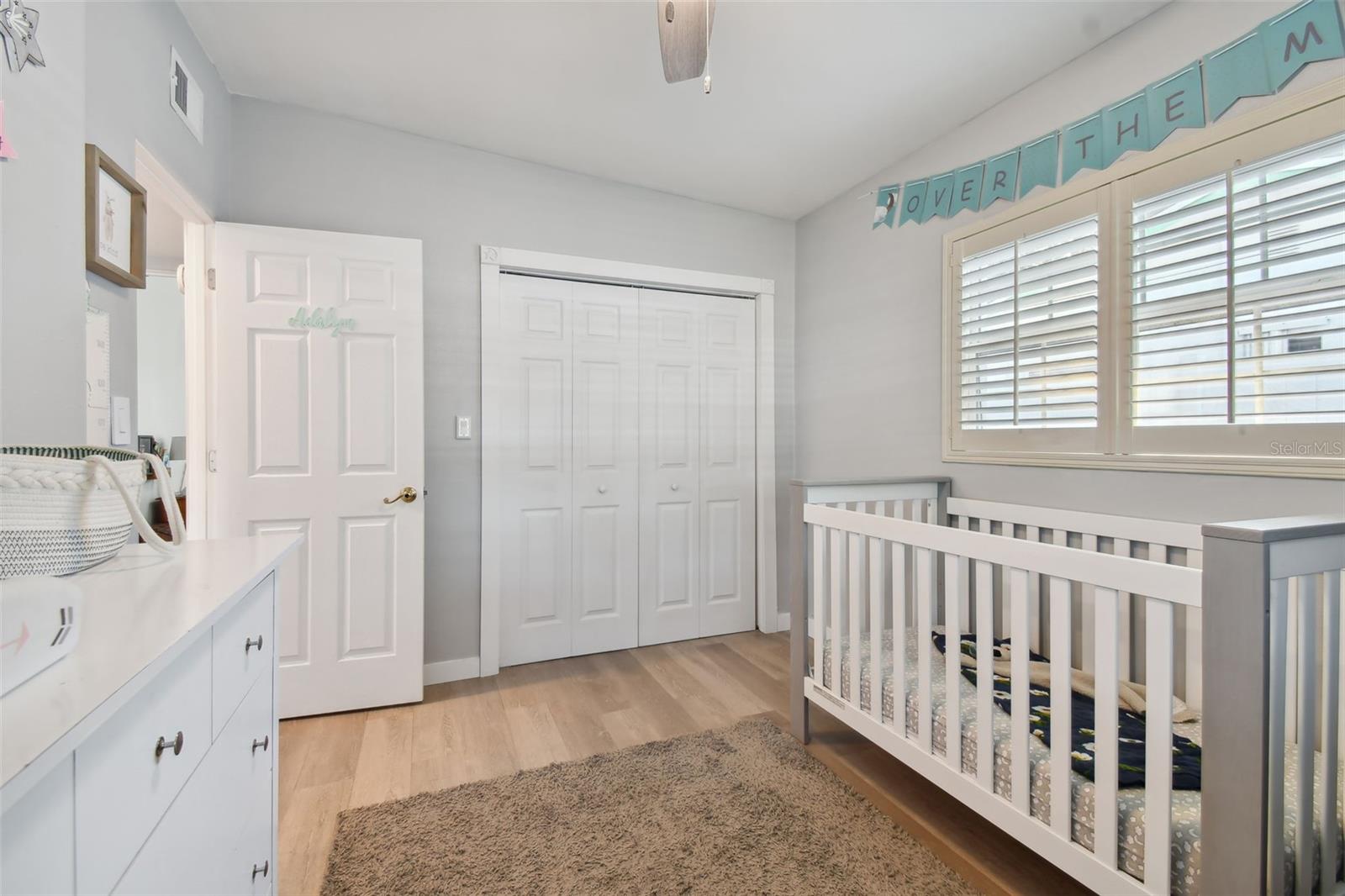 ANONA GROVES - Residential