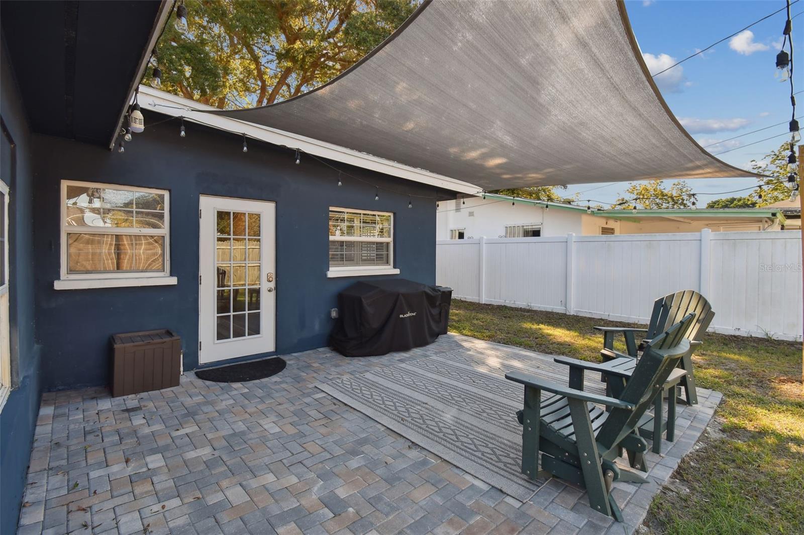 ANONA GROVES - Residential