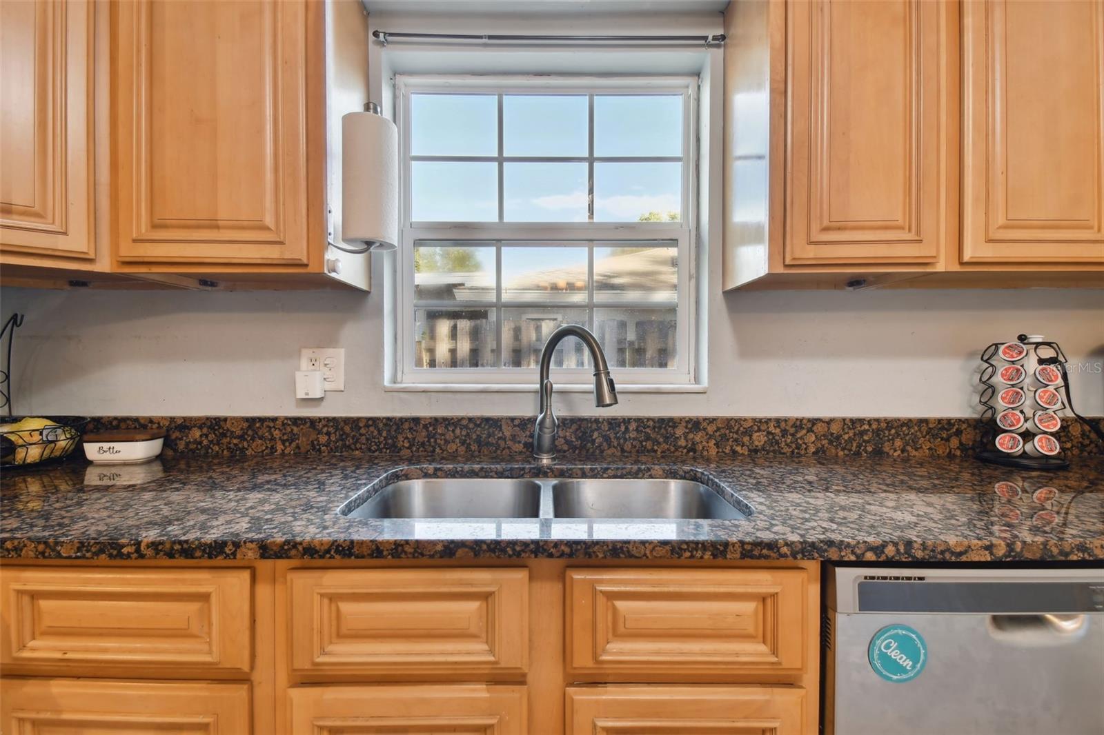 ANONA GROVES - Residential