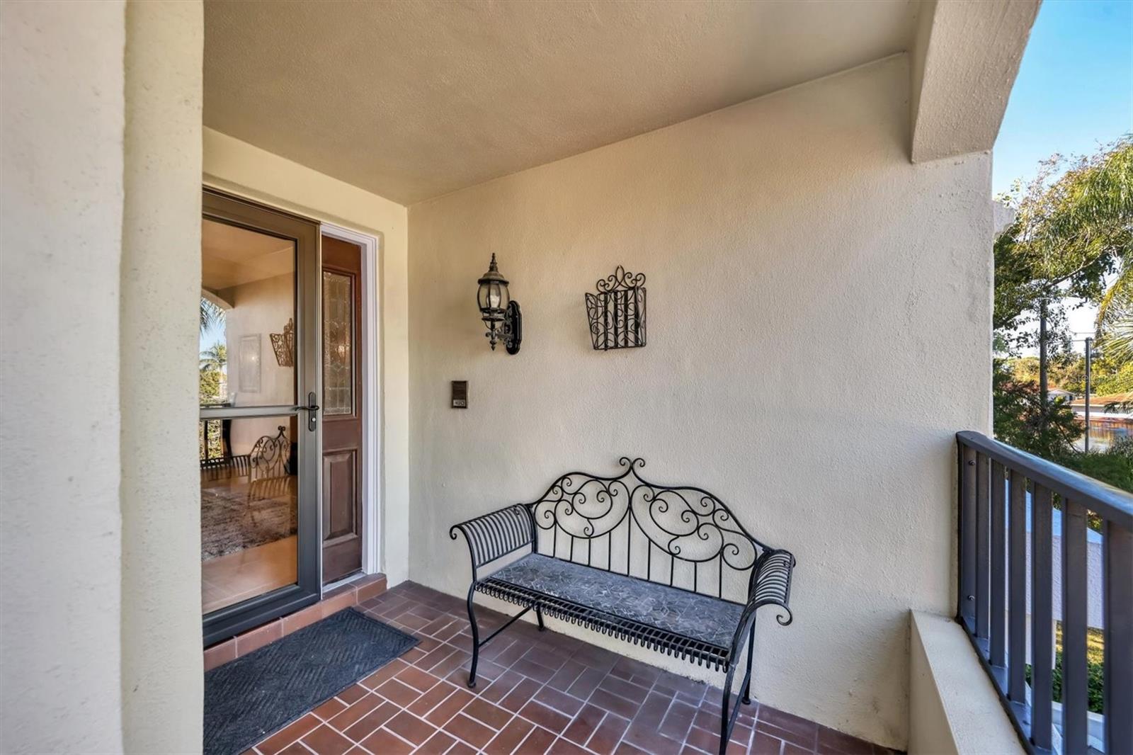 7608 FAIRWAY WOODS DRIVE 206