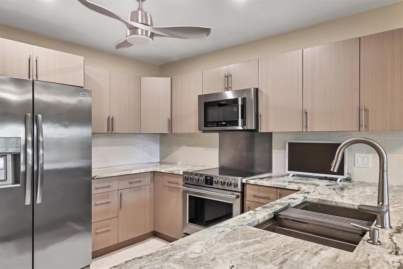 FAIRWAY WOODS - Residential