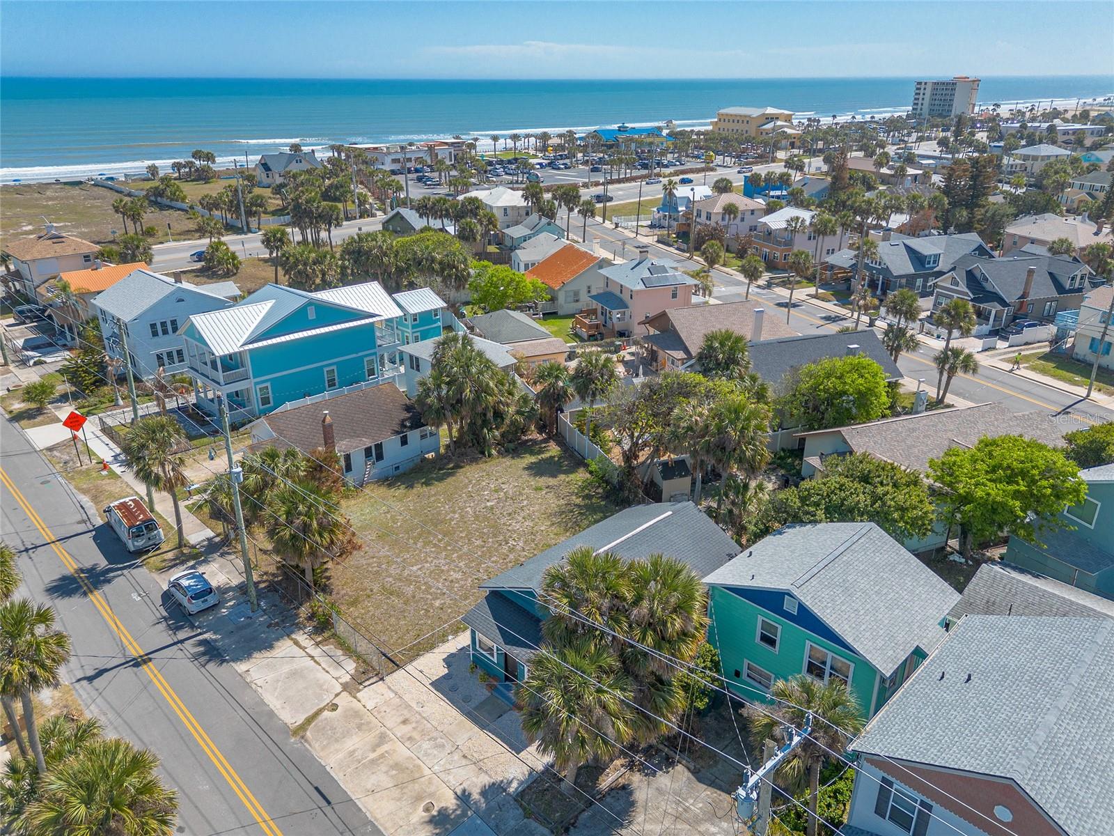 DAVIS DAYTONA BEACH - Residential