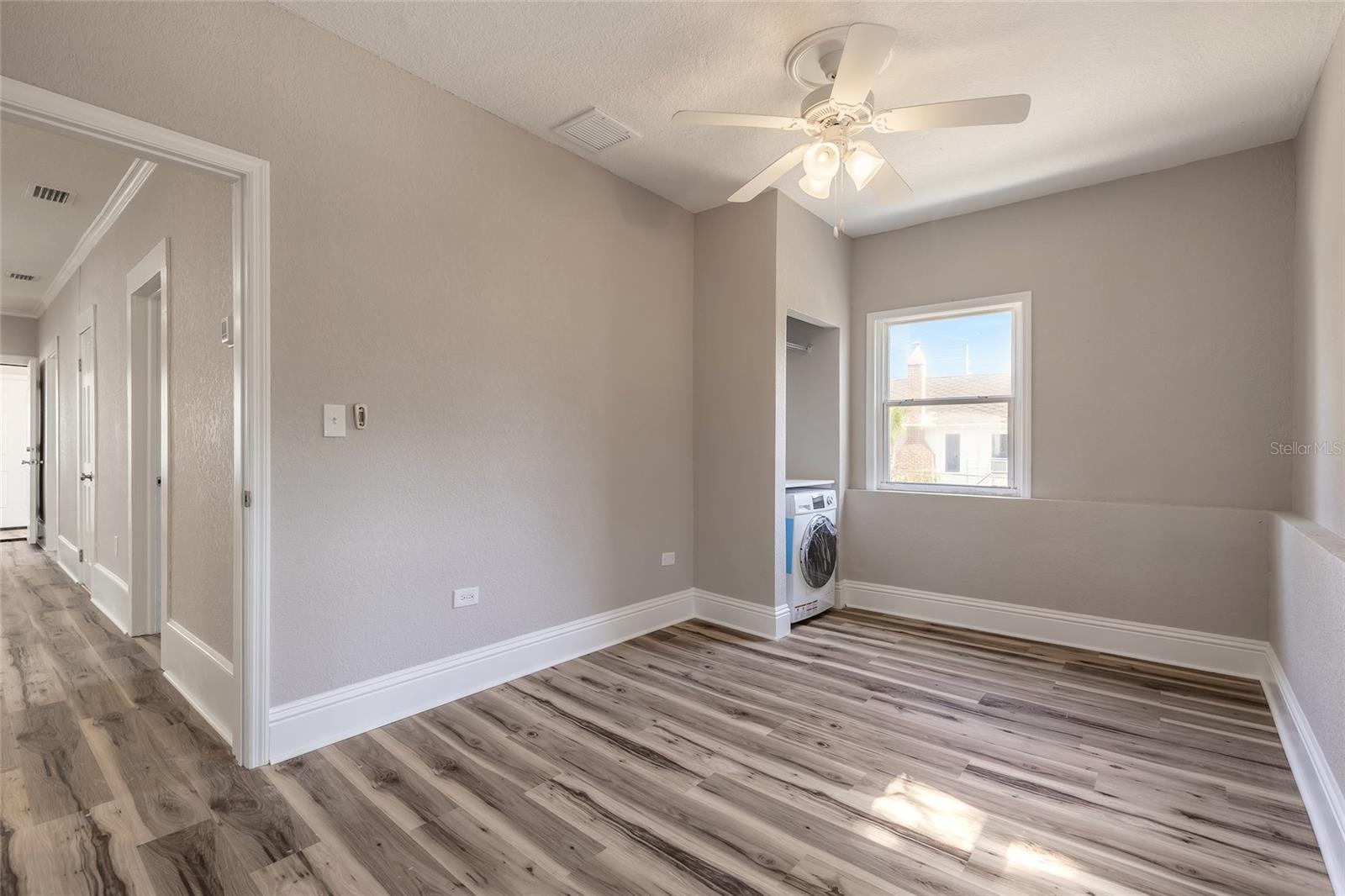 DAVIS DAYTONA BEACH - Residential