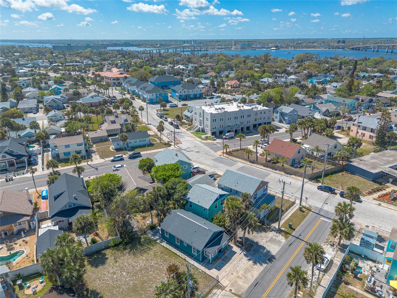 DAVIS DAYTONA BEACH - Residential