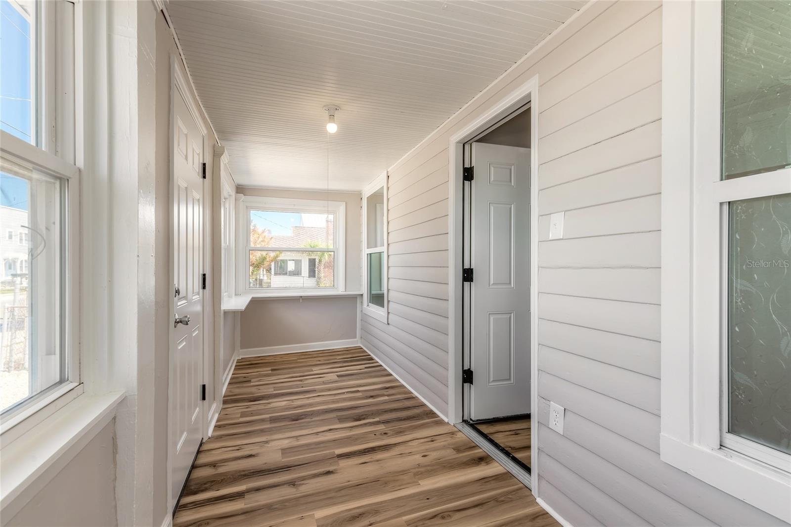 DAVIS DAYTONA BEACH - Residential