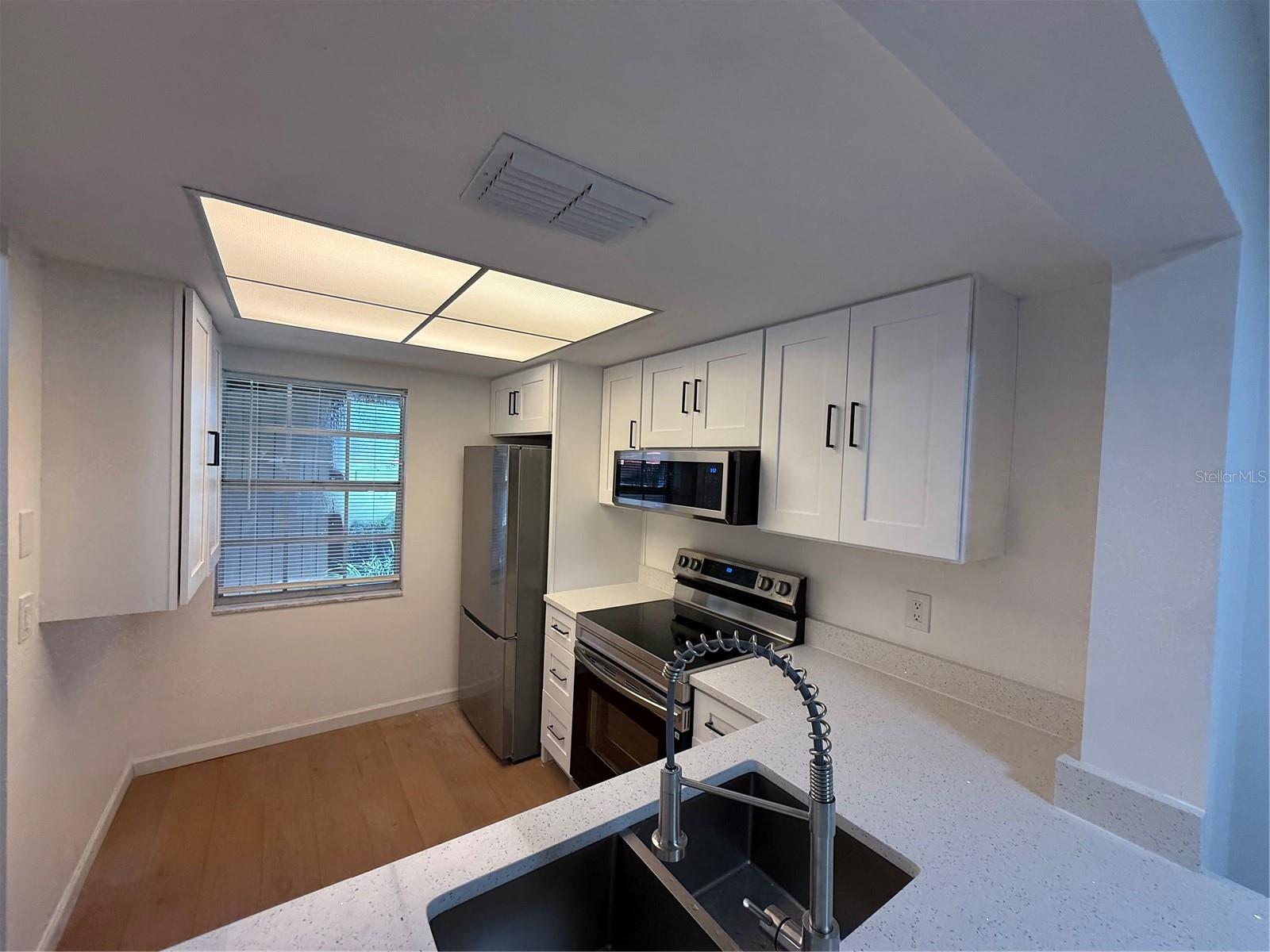 601 N HERCULES AVENUE 1002