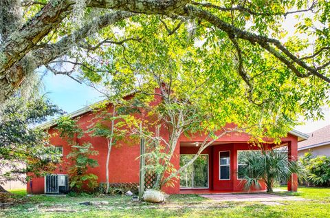 A home in WESLEY CHAPEL