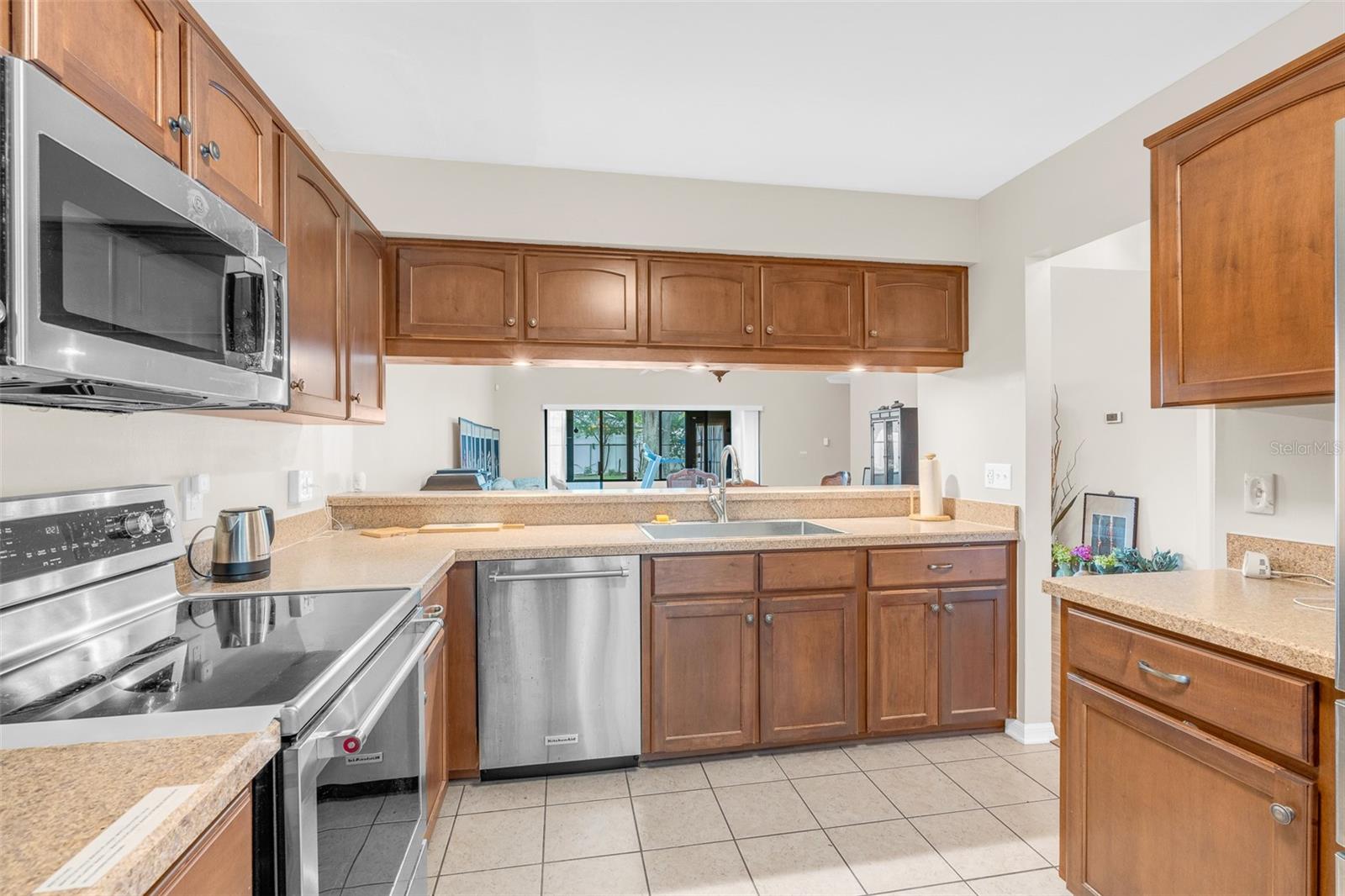 SANDPOINTE TWNHS SEC 06 - Residential