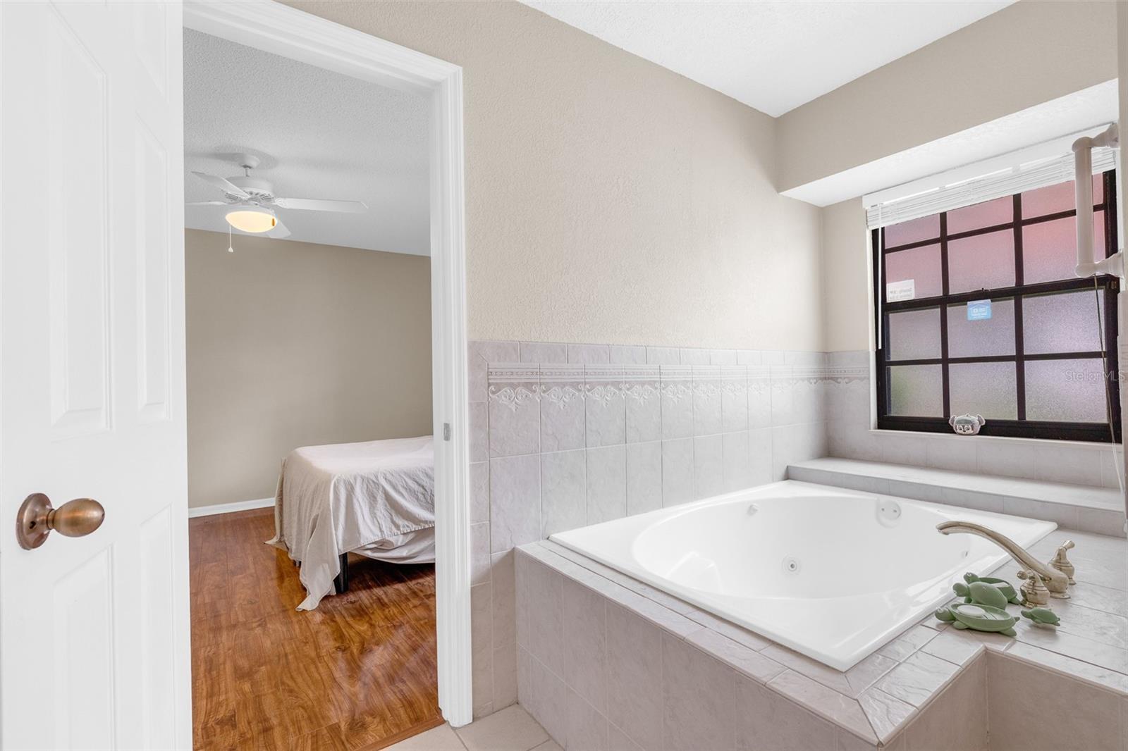 SANDPOINTE TWNHS SEC 06 - Residential