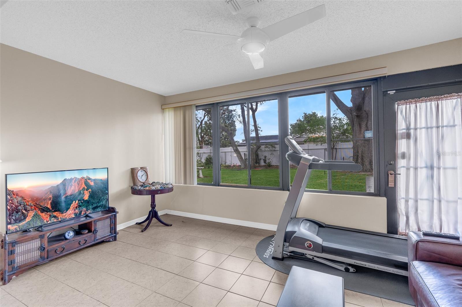 SANDPOINTE TWNHS SEC 06 - Residential