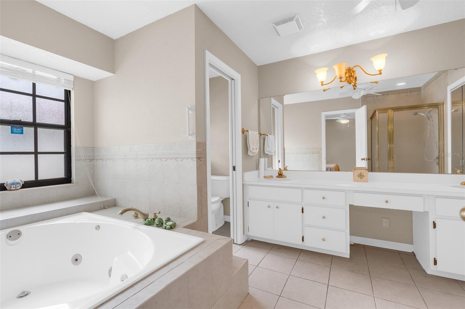 SANDPOINTE TWNHS SEC 06 - Residential