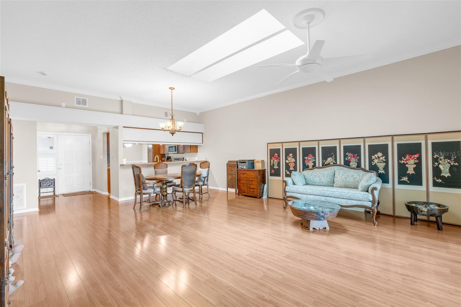 SANDPOINTE TWNHS SEC 06 - Residential