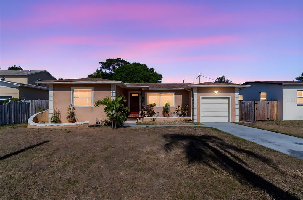 Photo of 3125 31st Avenue N, St Petersburg, FL 33713 (MLS # TB8449792)