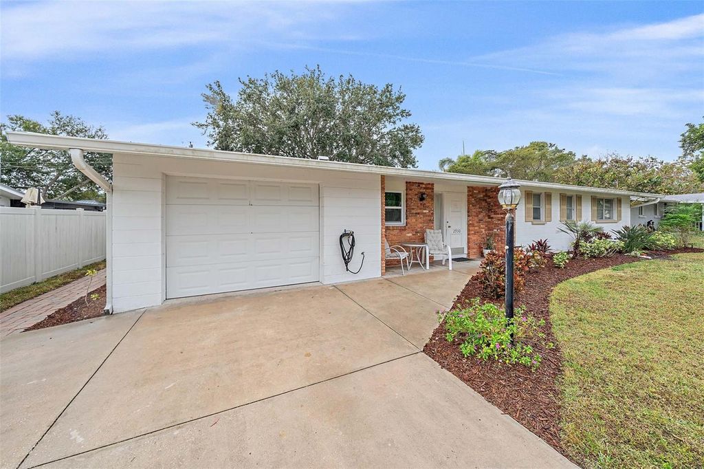 Photo of 2930 Floyd Street, Sarasota, FL 34239 (MLS # A4680496)