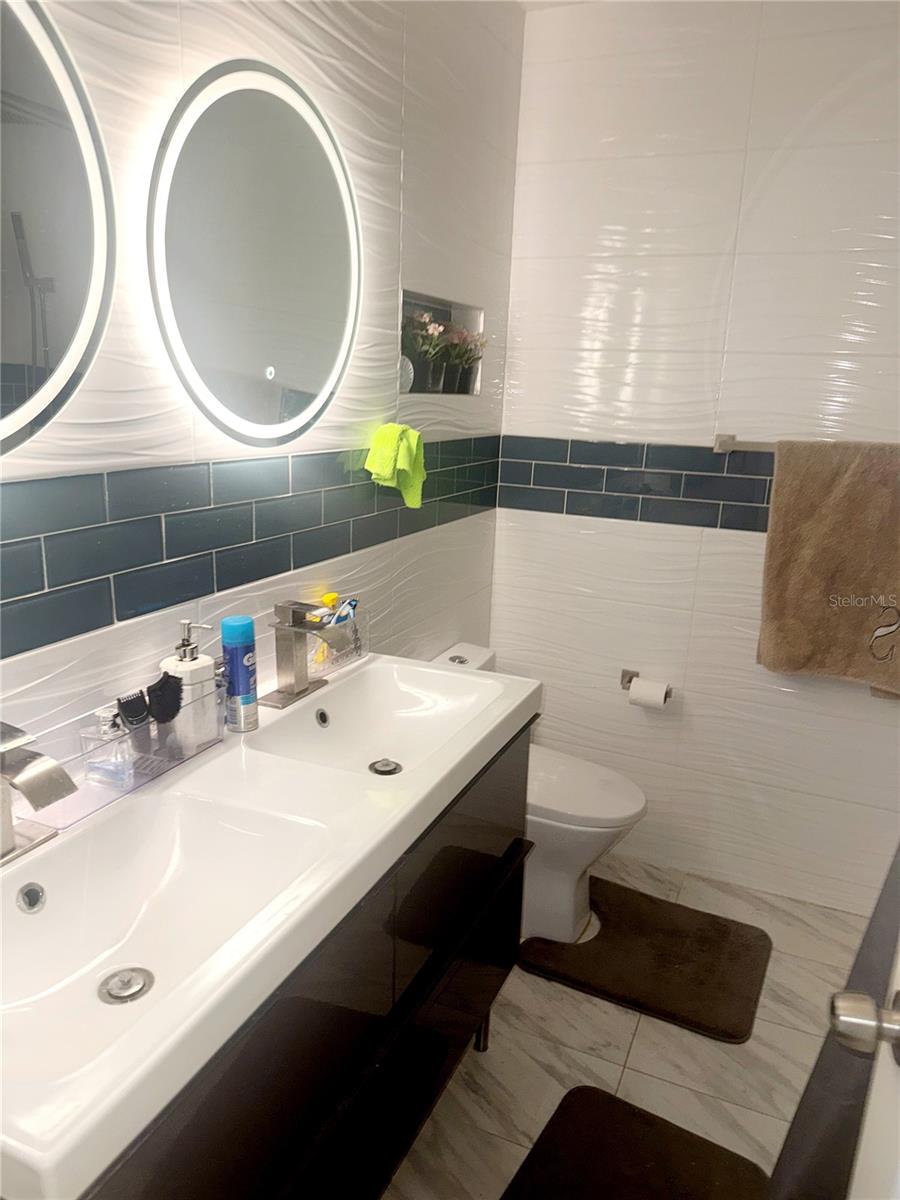 SOMERSET PARK - Residential