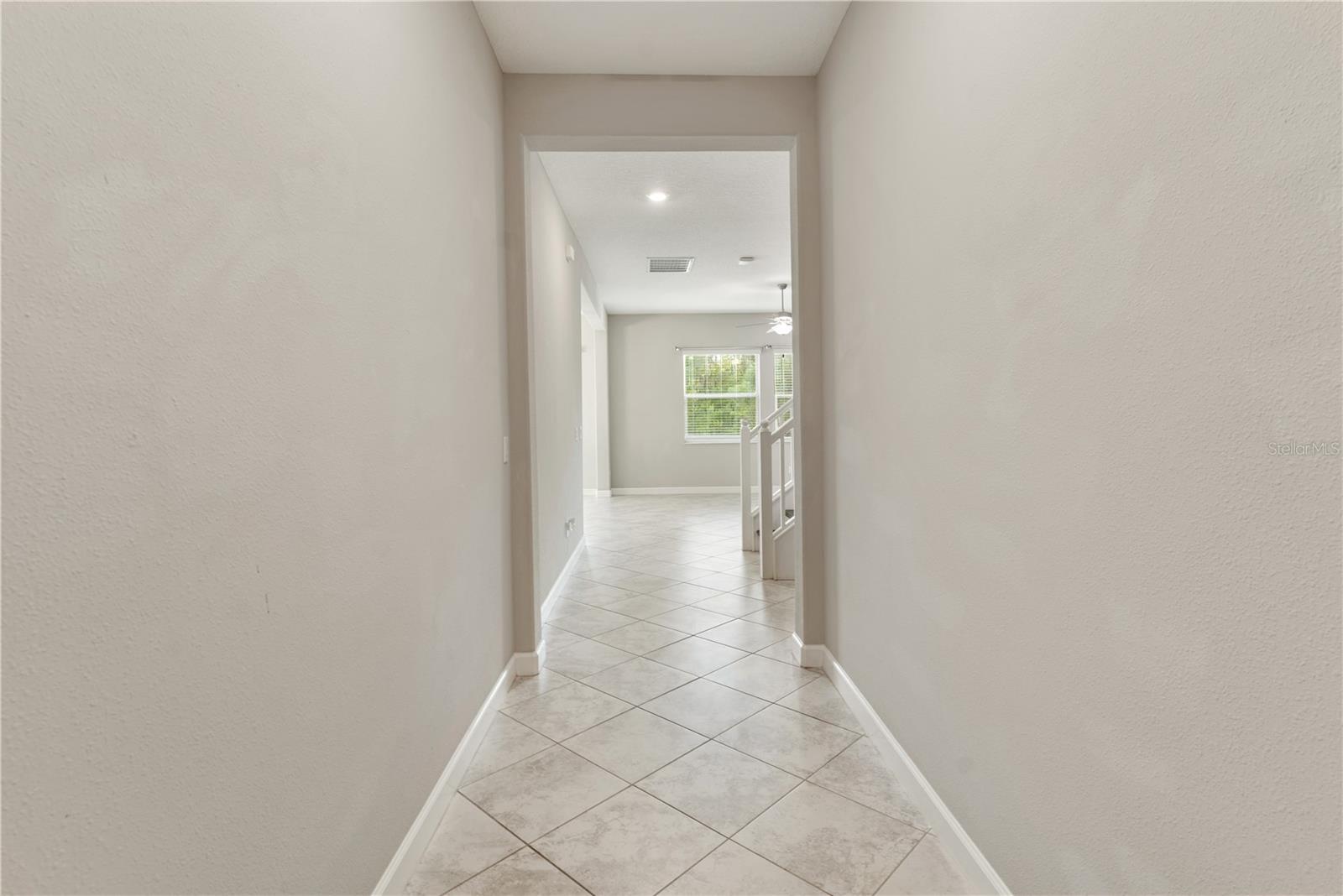 3123 HILLIARD DR